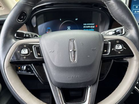 Used 2024 Lincoln Corsair Grand Touring w/ Equipment Group 301A image 23