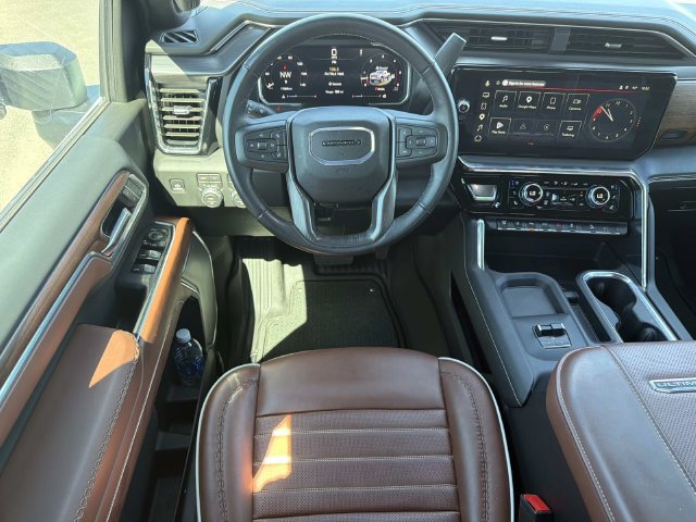 Used 2026 GMC Sierra 2500 Denali Ultimate AWD/4WD image 13