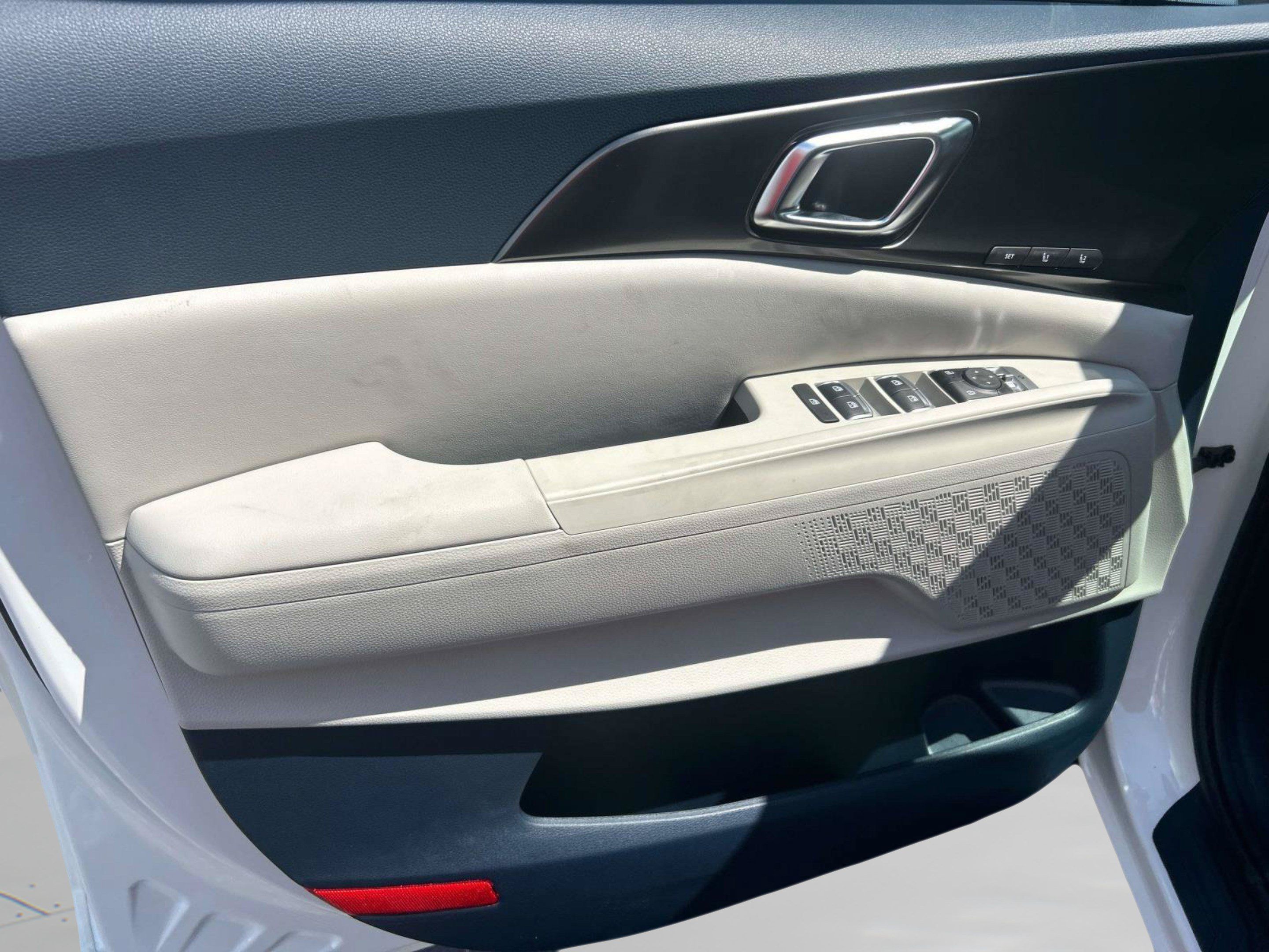 New 2027 Kia Carnival SX FWD image 20