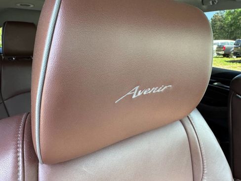 Used 2018 Buick Enclave Avenir w/ Avenir Technology Package image 50