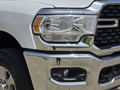 Used 2024 RAM 2500 Big Horn w/ Protection Group AWD/4WD image 9