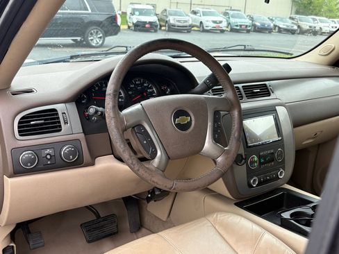 Used 2011 Chevrolet Tahoe LT w/ Suspension Package, Off-Road AWD/4WD image 14