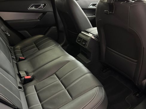 Used 2023 Land Rover Range Rover Velar R-Dynamic S image 30