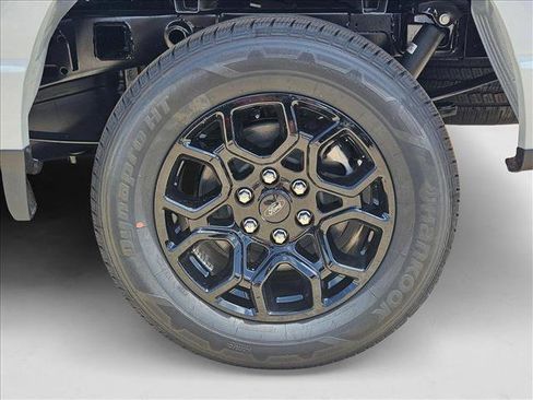 New 2025 Ford F150 XLT w/ Equipment Group 302A MID image 9