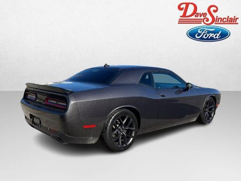 Used 2020 Dodge Challenger R/T image 7