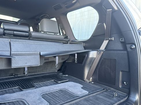 Used 2022 Lexus GX 460 Premium image 12