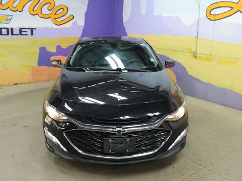 Used 2022 Chevrolet Malibu LT w/ Redline Edition FWD image 3
