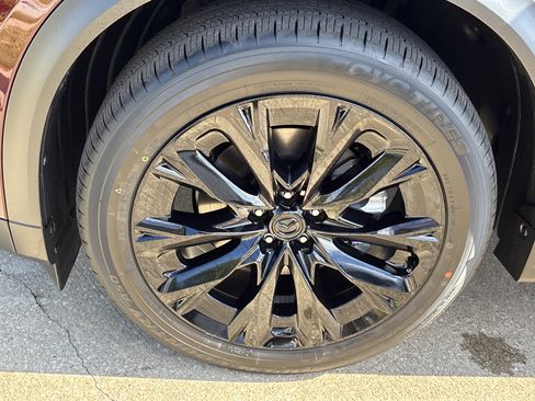 New 2026 MAZDA CX-90 3.3 Turbo w/ Premium Sport Pkg image 13