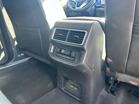 Used 2026 Volkswagen Atlas SE AWD/4WD image 19
