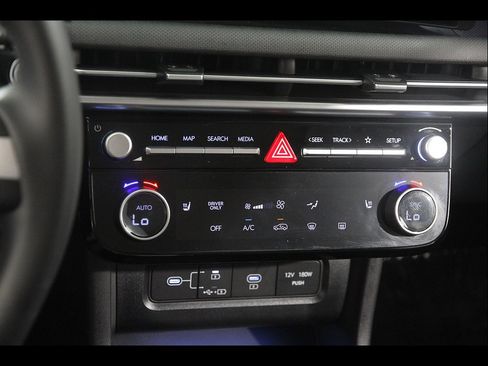 Certified 2025 Hyundai Tucson SEL AWD/4WD image 14