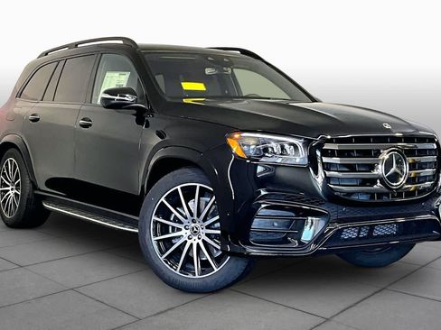 New 2026 Mercedes-Benz GLS 580 4MATIC image 18