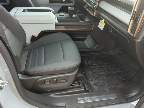 New 2025 GMC Hummer EV 3X w/ Extreme Off-Road Package image 22