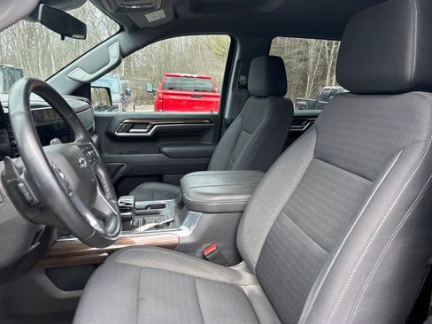 Used 2023 Chevrolet Silverado 1500 LT Trail Boss image 12