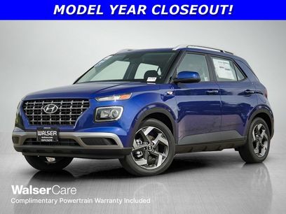 New 2025 Hyundai Venue SEL