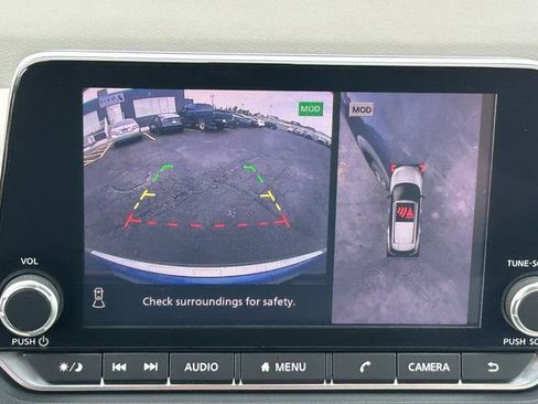 Used 2021 Nissan Rogue SL AWD/4WD image 14