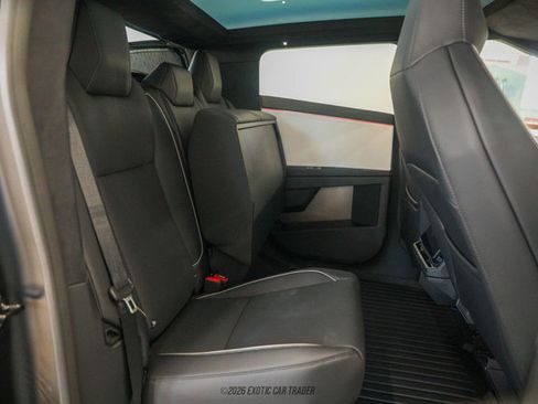 Used 2024 Tesla Cybertruck AWD Crew Cab image 25