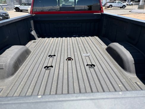 Used 2024 GMC Sierra 3500 Denali w/ Technology Package AWD/4WD image 31