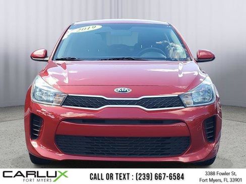 Used 2019 Kia Rio S image 2