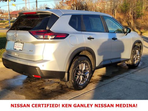 Certified 2024 Nissan Rogue S image 3