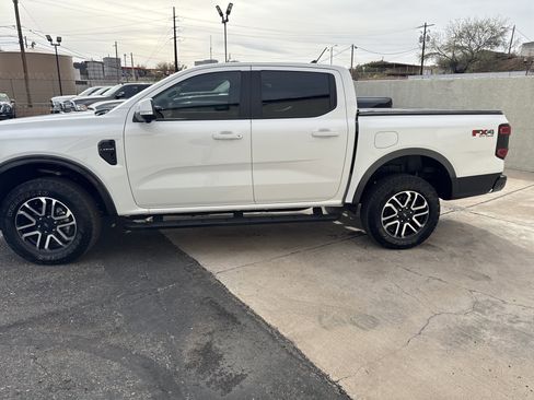 Used 2024 Ford Ranger Lariat w/ FX4 Off-Road Package image 4