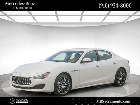 Used 2018 Maserati Ghibli S GranLusso image 1