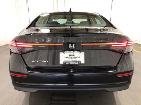 New 2026 Honda Accord SE image 4