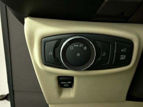 Used 2020 Lincoln Nautilus Premier w/ Equipment Group 101A image 14