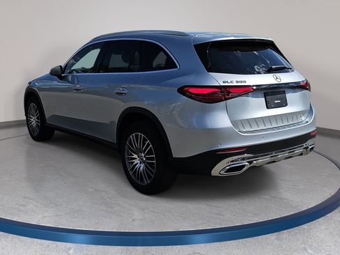 New 2026 Mercedes-Benz GLC 300 image 7