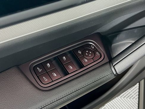 New 2026 Porsche Cayenne AWD/4WD image 20