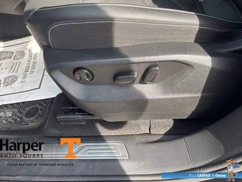 Used 2025 Volkswagen Atlas SE w/ Panoramic Sunroof Package image 19