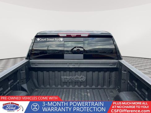 Used 2024 Chevrolet Silverado 1500 High Country w/ Technology Package image 5