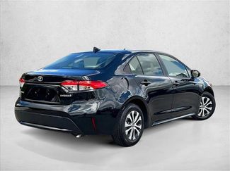 Used 2020 Toyota Corolla LE video 2