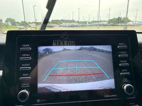 Used 2023 Toyota Camry SE FWD image 15