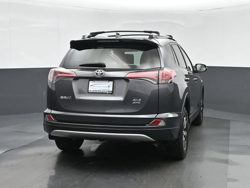 Used 2018 Toyota RAV4 XLE w/ Plus Extra Value Package AWD/4WD image 6