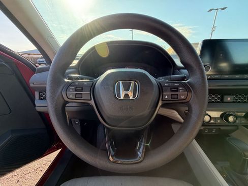 Used 2023 Honda Accord LX image 10