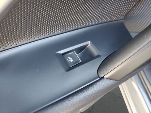 Used 2025 Audi Q5 Premium Plus w/ Premium Plus image 17