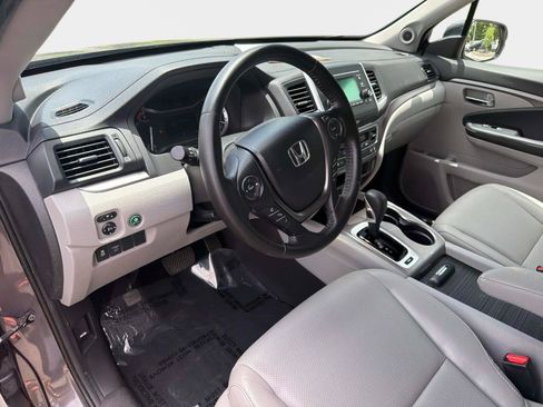 Used 2019 Honda Ridgeline RTL image 18