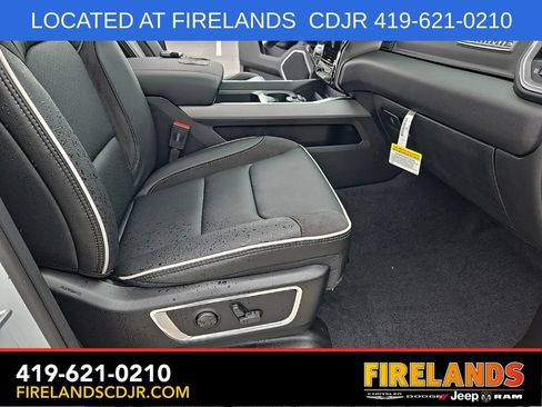 New 2026 RAM 1500 Laramie AWD/4WD image 26