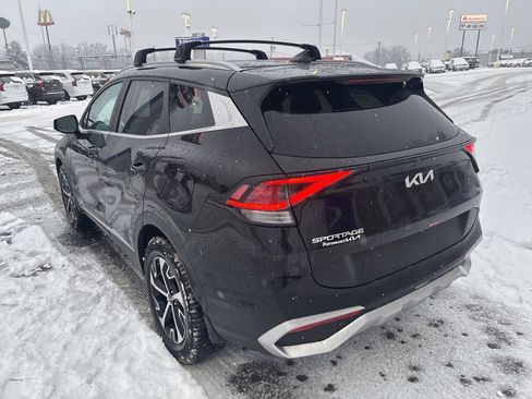 Used 2023 Kia Sportage EX image 7