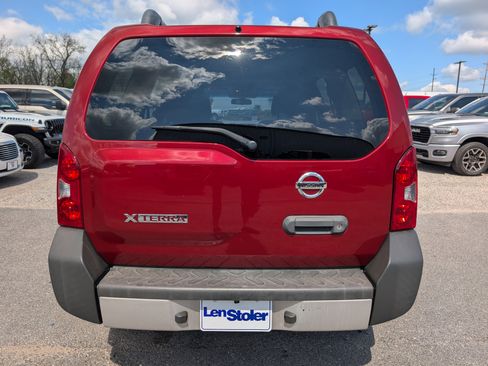 Used 2015 Nissan Xterra X image 4