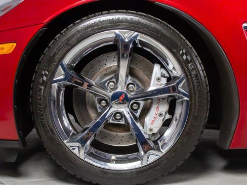 Used 2010 Chevrolet Corvette Grand Sport w/ Preferred Equipment Group RWD image 6