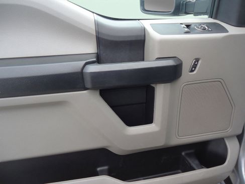 Used 2020 Ford F250 XL w/ Power Equipment Group image 22