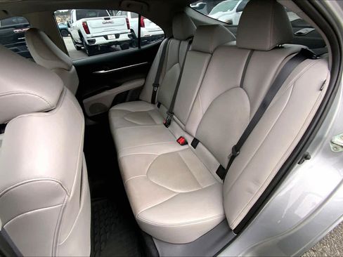 Used 2024 Toyota Camry XLE image 19