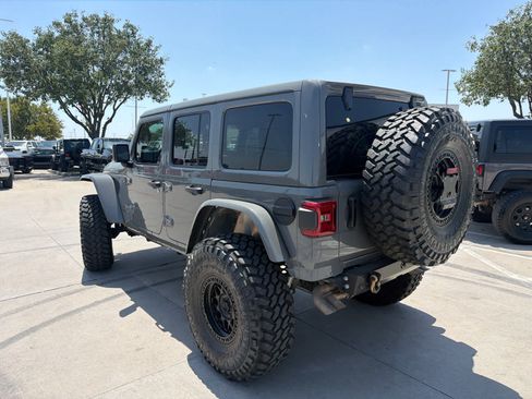Used 2021 Jeep Wrangler Unlimited Rubicon AWD/4WD image 3