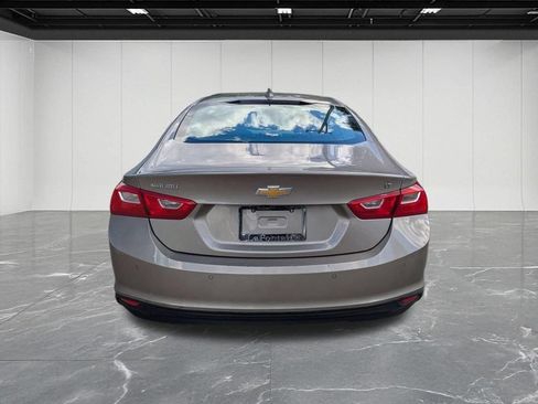 Used 2023 Chevrolet Malibu LT w/ Driver Confidence Package FWD image 4