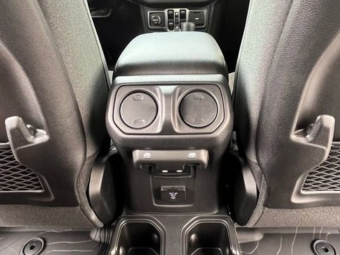 New 2026 Jeep Wrangler Rubicon image 25