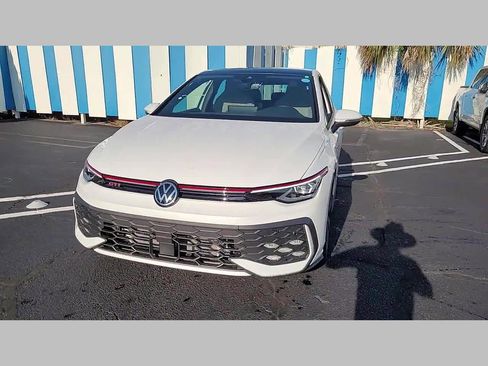 New 2025 Volkswagen GTI SE image 31