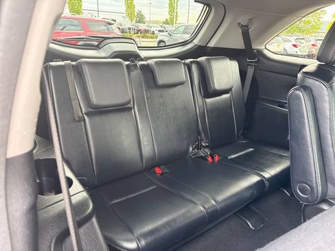 Used 2014 Toyota Highlander XLE AWD/4WD image 12