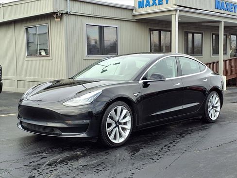Used 2019 Tesla Model 3 Performance image 1