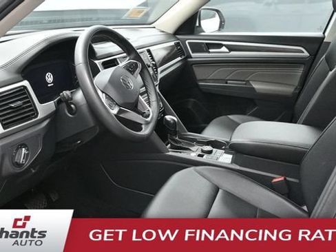 Used 2023 Volkswagen Atlas SE AWD/4WD image 13
